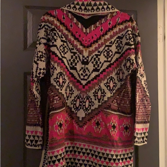 Bright pink Aztec cardigan. Brand new - Picture 4 of 6